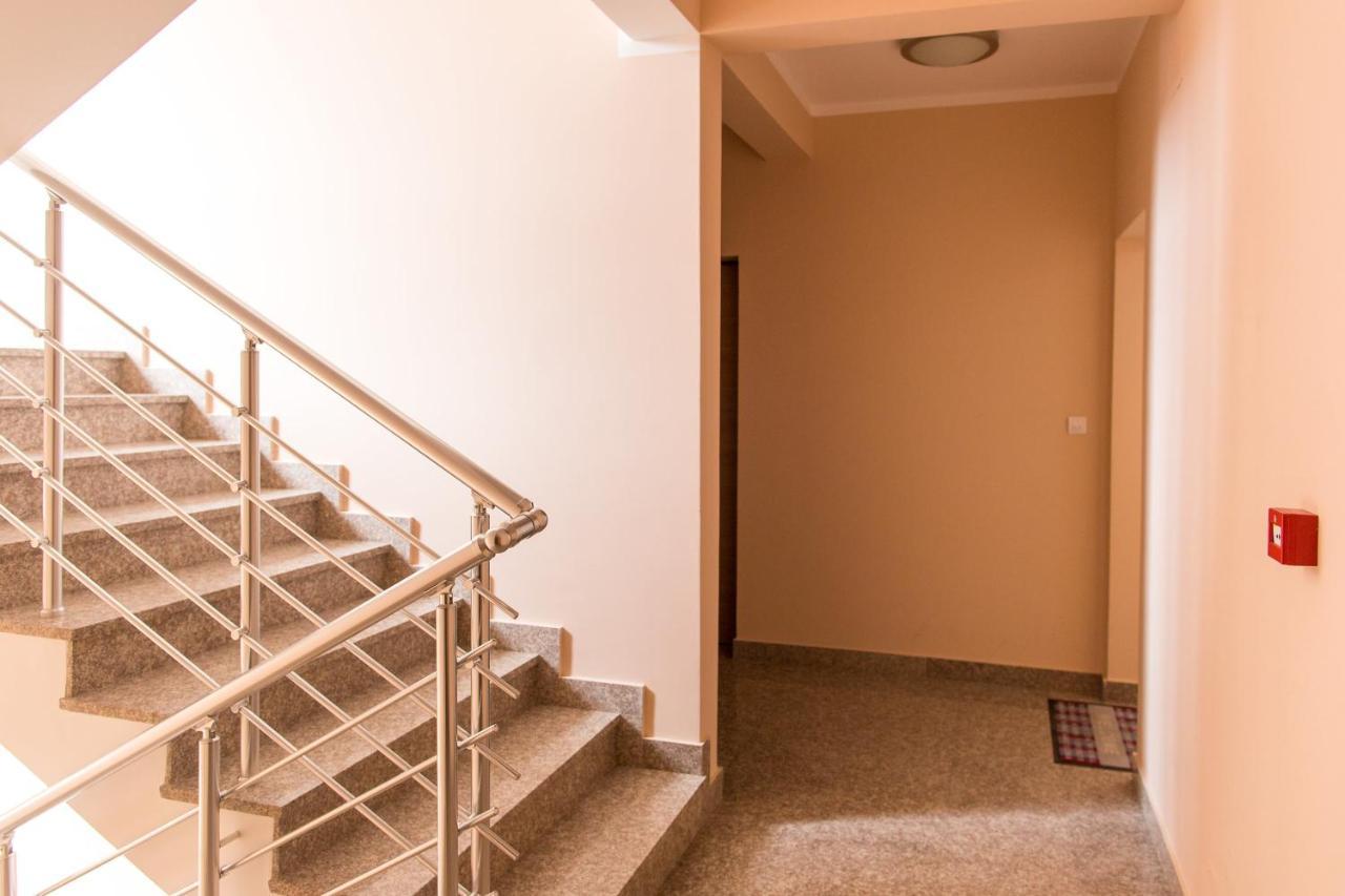 Becici - Andrea Apartman 외부 사진